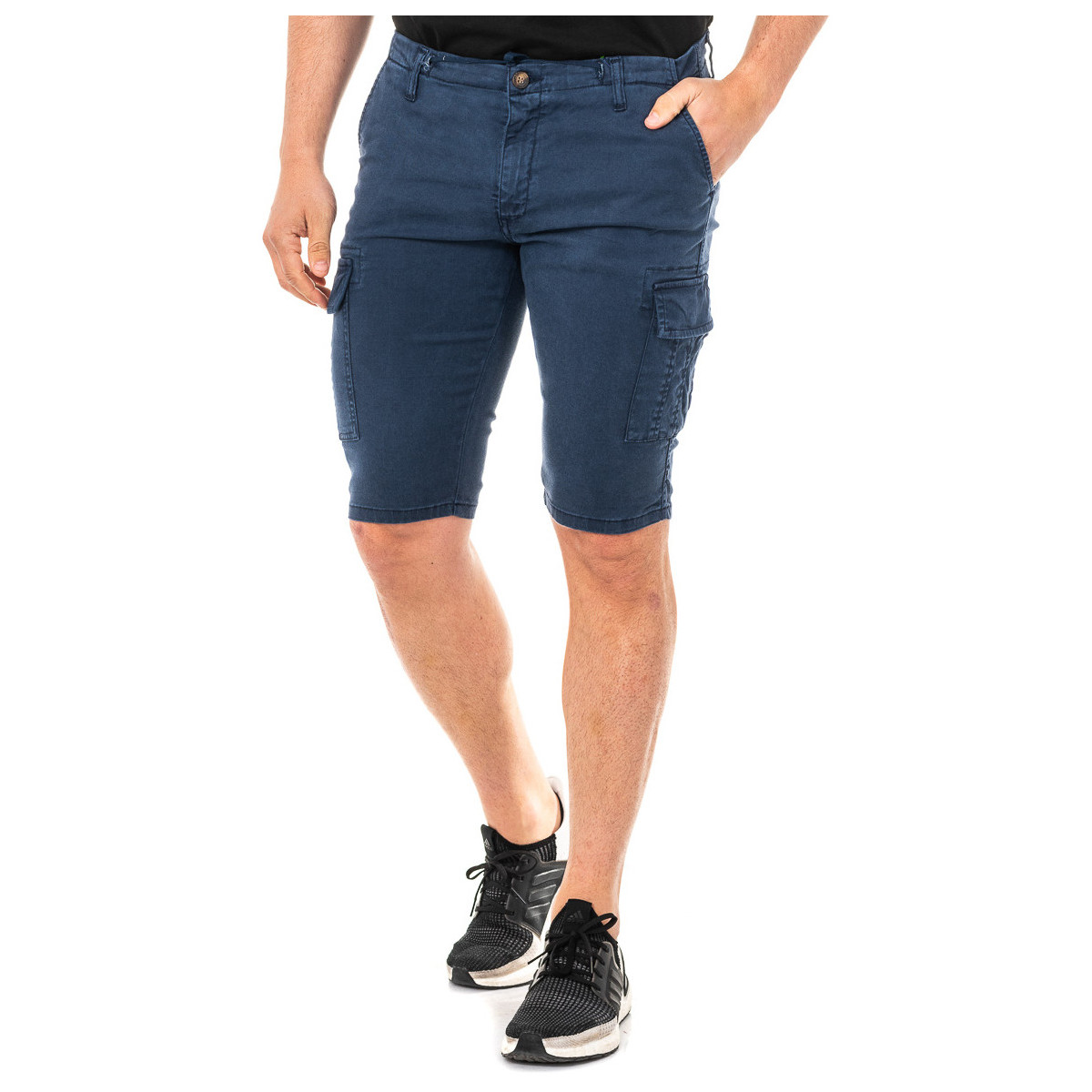 Kleidung Herren Shorts / Bermudas La Martina LMB006-07017 Blau