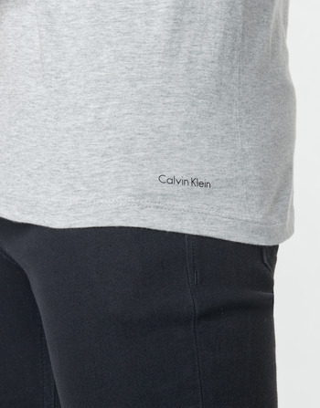 Calvin Klein Jeans CREW NECK 3PACK Grau / Schwarz / Weiss - Kleidung T-Shirts Herren 3899 