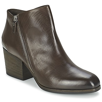 Image of Vic Ankle Boots ASSINOU