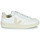 Schuhe Sneaker Low Veja V-12 Weiss / Beige