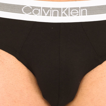 Calvin Klein Jeans NB2142A-001 Schwarz