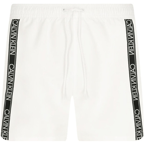 Calvin Klein Jeans KM0KM00558 Weiß - Kleidung Shorts / Bermudas Herren 4300 