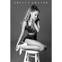 Home Plakate / Posters Ariana Grande TA4020 Schwarz