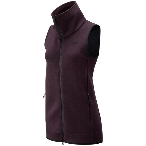 Kleidung Damen Strickjacken New Balance WV73522-BOE Violett