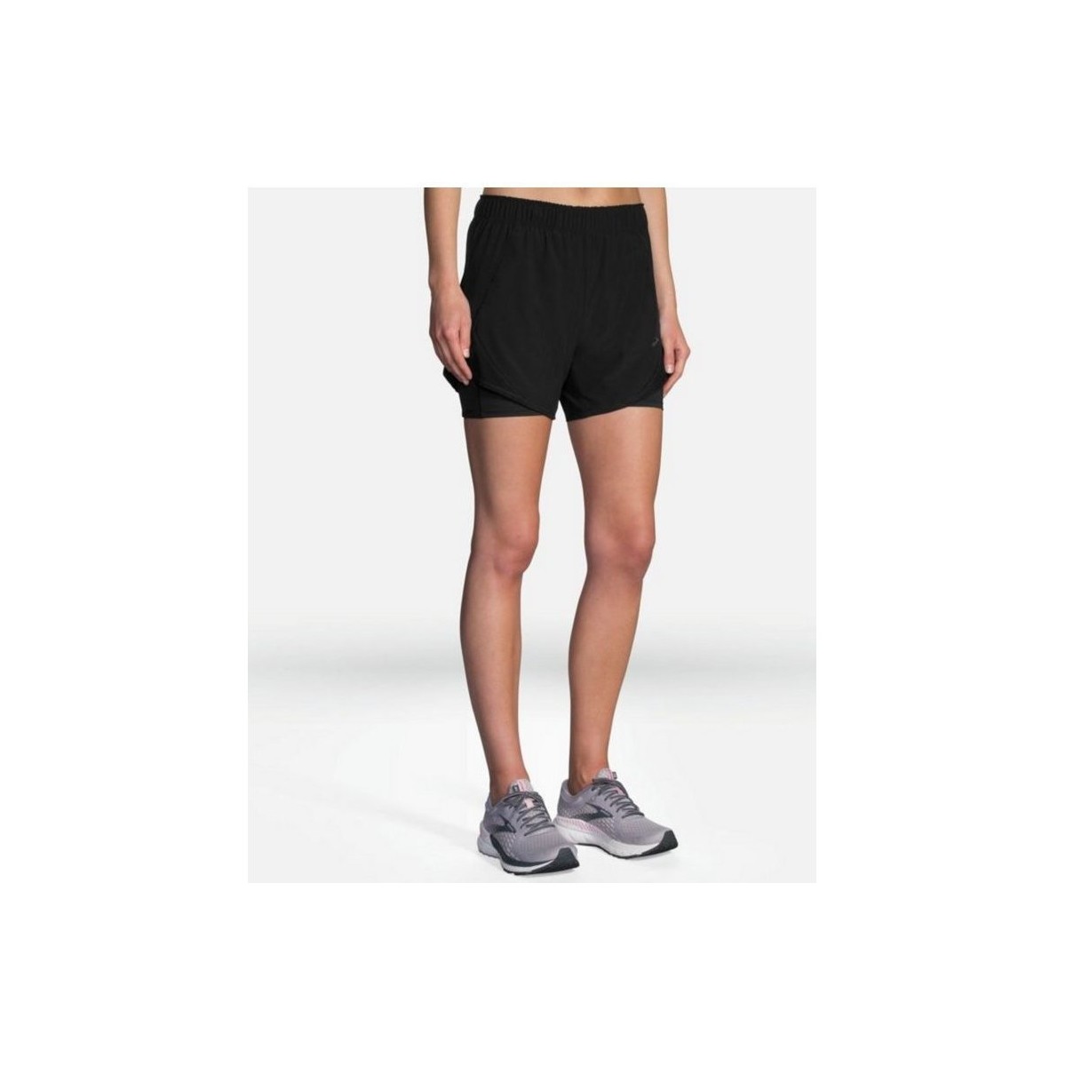 Kleidung Damen Shorts / Bermudas Brooks Sport Chaser 5 2-in-1 Short 221464001 001 Schwarz