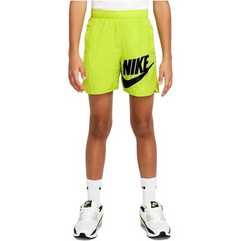Kleidung Jungen Jogginghosen Nike PANTALON CORTO NIO  SPORTSWEAR DO6582 Grün