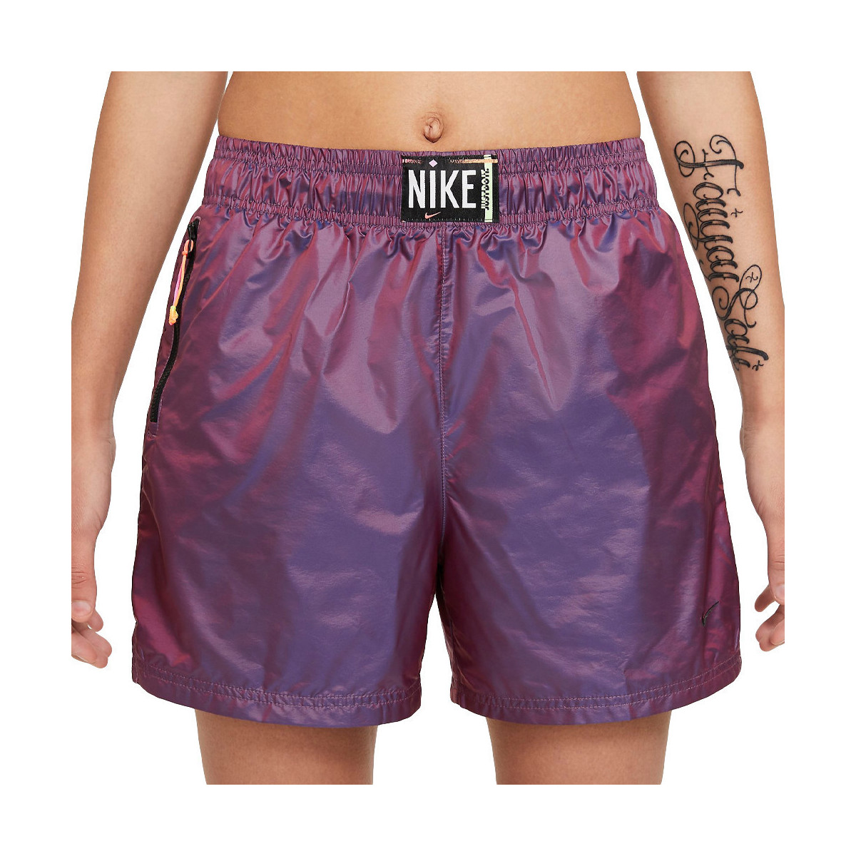 Kleidung Damen Shorts / Bermudas Nike DA6166-597 Multicolor