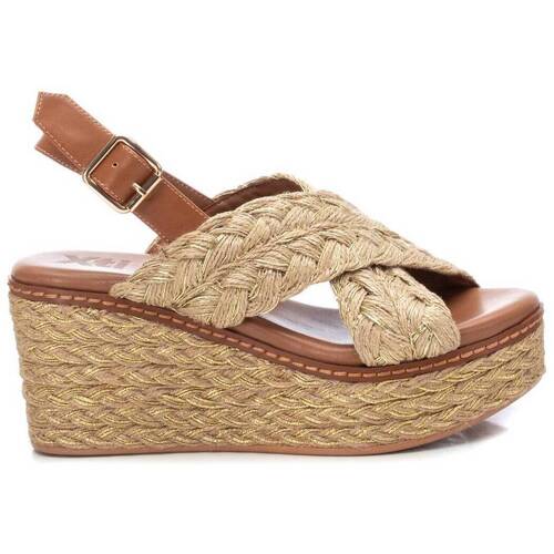 Schuhe Damen Sandalen / Sandaletten Xti 14106401 Gold