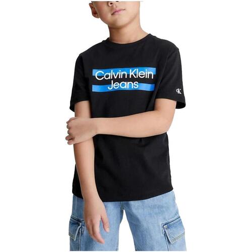 Kleidung Jungen T-Shirts Calvin Klein Jeans  Schwarz