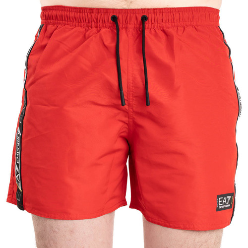 Kleidung Herren Shorts / Bermudas Emporio Armani EA7 9020003R732 Rot