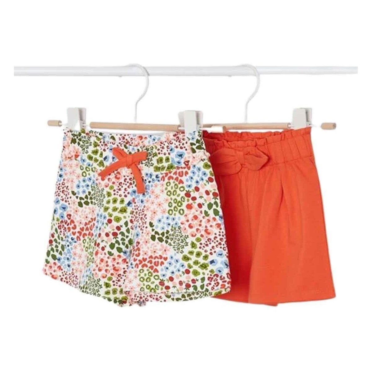 Kleidung Mädchen Shorts / Bermudas Mayoral  Orange