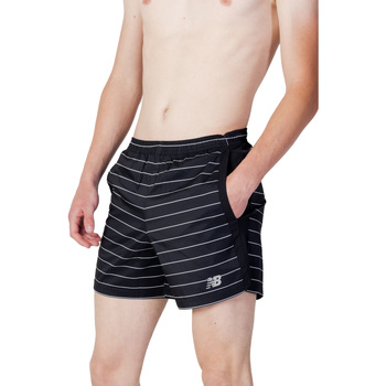 Kleidung Herren Shorts / Bermudas New Balance MS23229 Schwarz