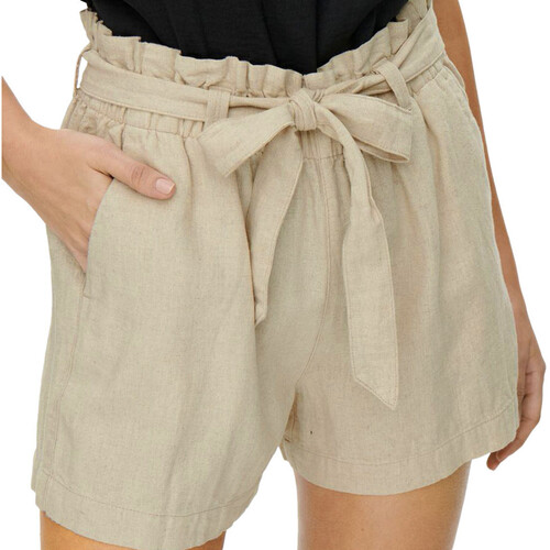 Kleidung Damen Shorts / Bermudas JDY 15225921 Beige