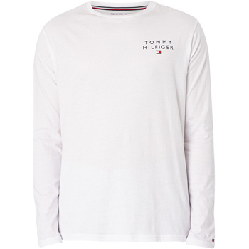 Kleidung Herren Pyjamas/ Nachthemden Tommy Hilfiger Langärmliges Lounge-T-Shirt mit Logo auf der Brust Weiss