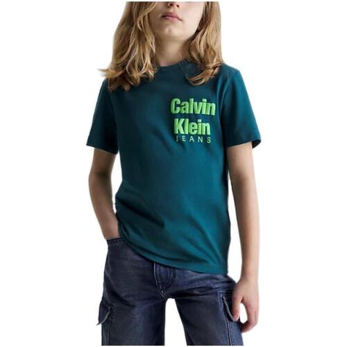 Kleidung Jungen T-Shirts Calvin Klein Jeans  Grün