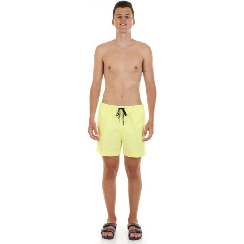 Kleidung Herren Shorts / Bermudas Tommy Hilfiger UM0UM02299 Gelb