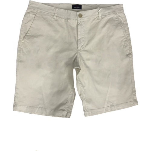 Kleidung Herren Shorts / Bermudas Conte Of Florence 00207 Weiss