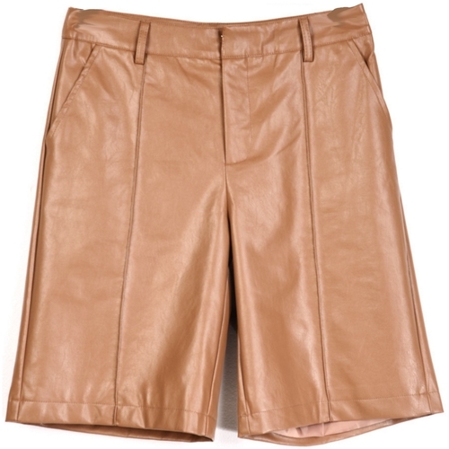 Kleidung Damen Shorts / Bermudas Lumina C035 Braun