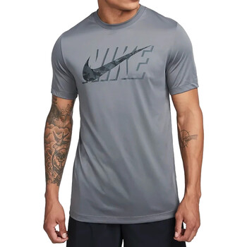 Kleidung Herren T-Shirts Nike DZ2741 Grau