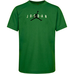 Kleidung Jungen T-Shirts Nike 85B922 Grün