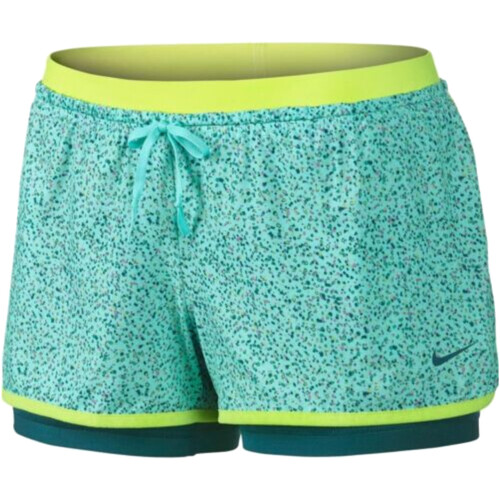 Kleidung Damen Shorts / Bermudas Nike 659400 Grün