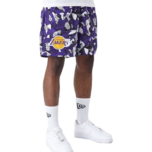 Kleidung Herren Shorts / Bermudas New-Era 60435492 Violett