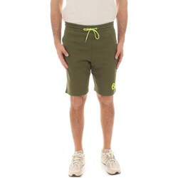 Kleidung Herren Shorts / Bermudas Sun68 F34142 Grün