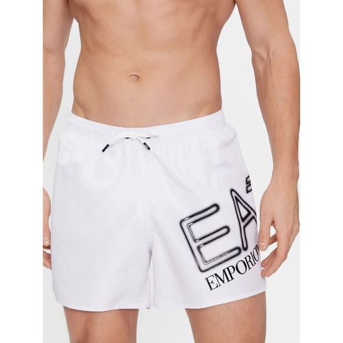 Kleidung Herren Shorts / Bermudas Emporio Armani EA7 9020004R736 Weiss