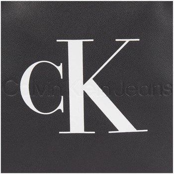 Calvin Klein Jeans K50K511827 Schwarz