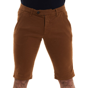 Kleidung Herren Shorts / Bermudas Roy Rogers RRU087C9250112 Braun