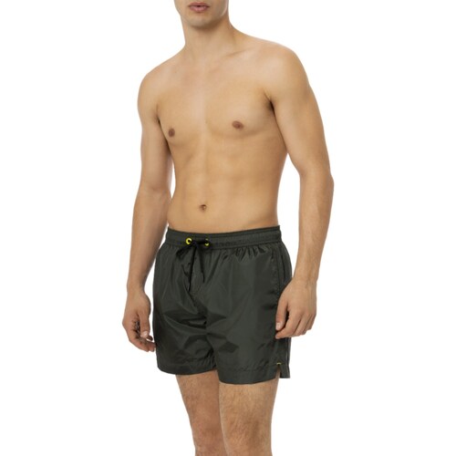 Kleidung Herren Shorts / Bermudas 4giveness FGBM4000 Grün