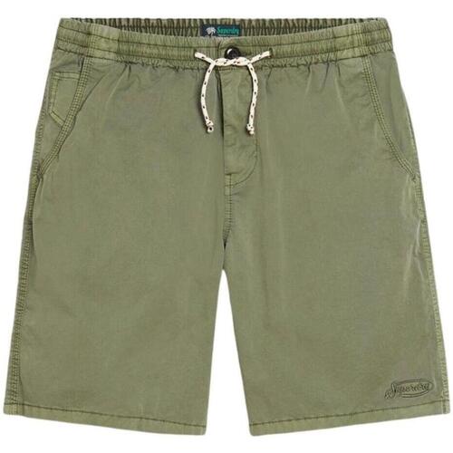 Kleidung Herren Shorts / Bermudas Superdry  Grün