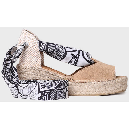 Schuhe Damen Leinen-Pantoletten mit gefloch Toni Pons IRMA Braun