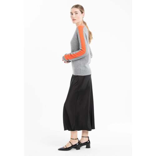 Studio Cashmere8 RIA 1 Grau