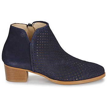 Betty London ALINE