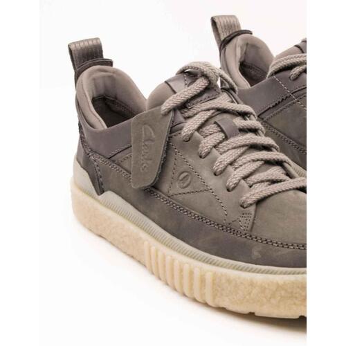 Clarks  Grau