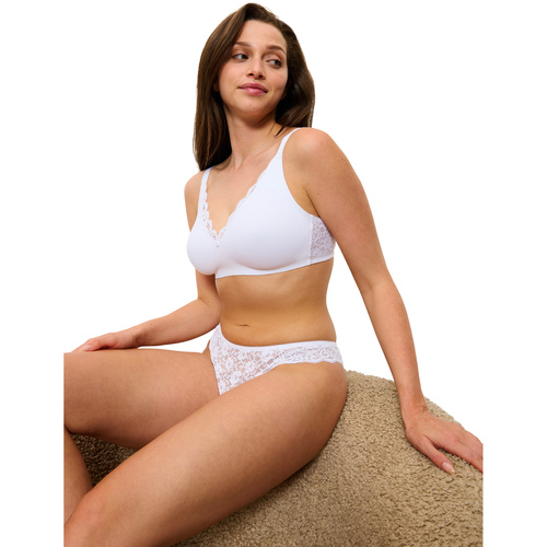 Triumph String AMOURETTE Weiss
