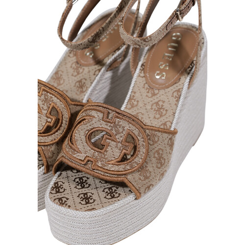 Guess TANVEEY FLJTEE FAL04 Beige