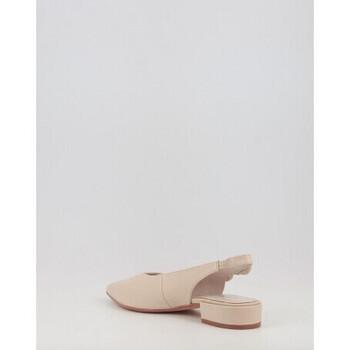 Stephen Allen ESTIGIA Beige
