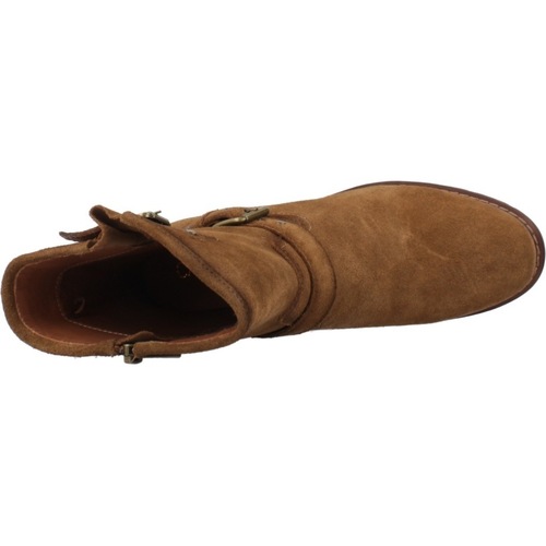 Carmela 16191202C Braun