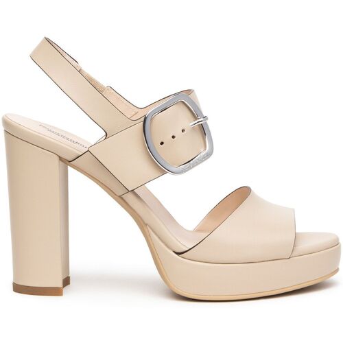 Schuhe Damen Sandalen / Sandaletten NeroGiardini Sandalen Beige