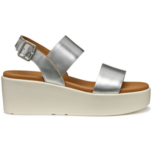 Schuhe Damen Sandalen / Sandaletten Geox D Xand 2.2S sandalo con zeppa Silbern