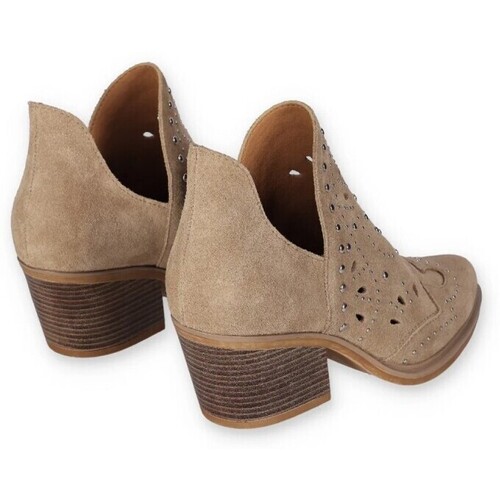 Chika 10 NEREIDA 06 Beige