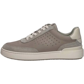 Clarks 