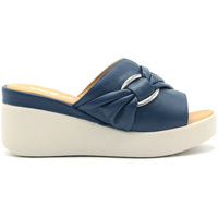 Schuhe Damen Sandalen / Sandaletten Melluso Walk sandalo a ciabatta con zeppa Blau