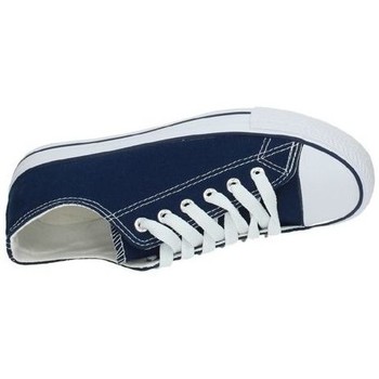 Demax  Blau